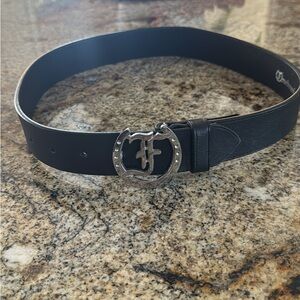 Elegant Black Leather Belt with Silver Buckle